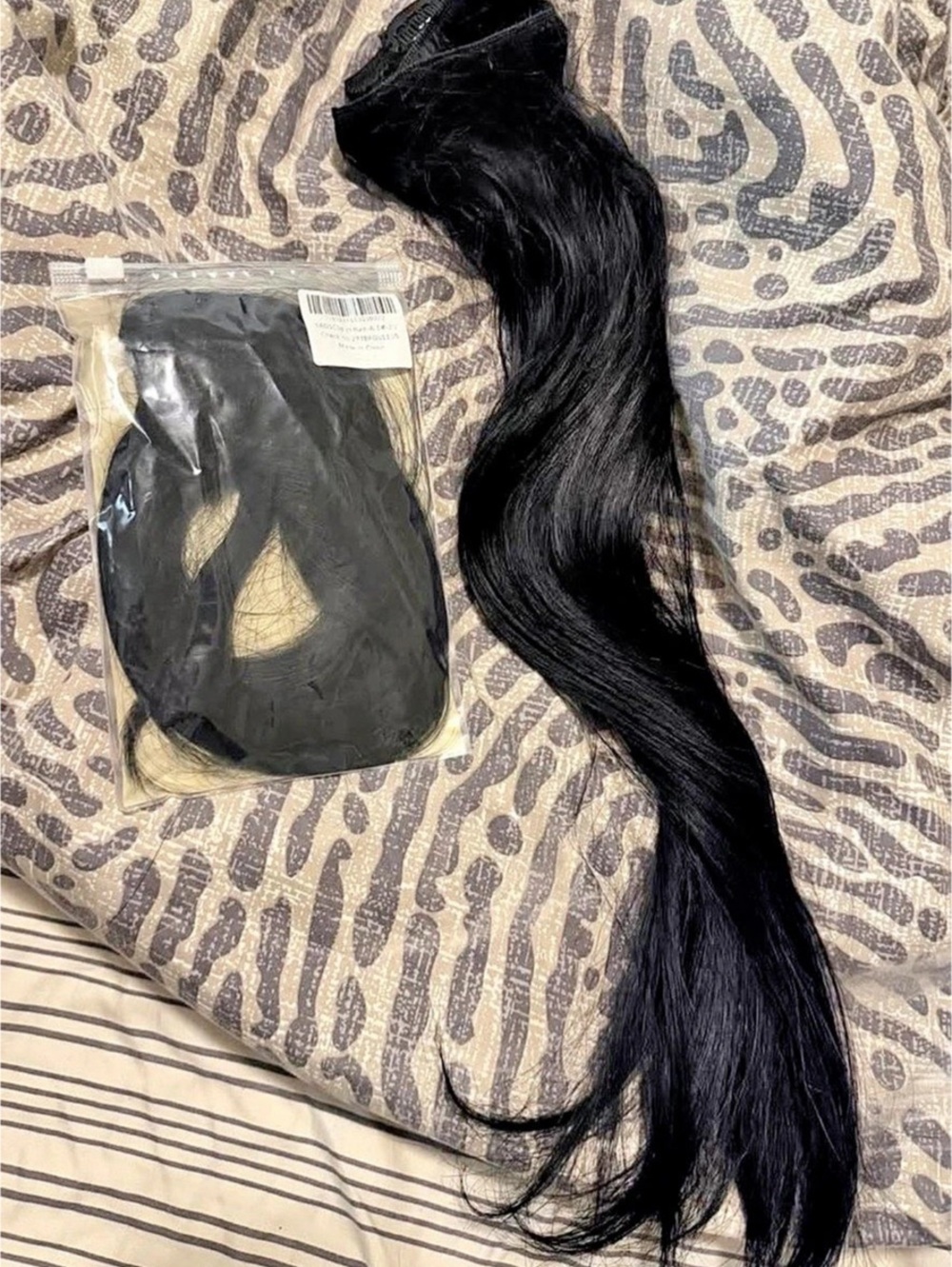 Goo Clip-in Hair Extensions 20 Inch 120g Black NWT